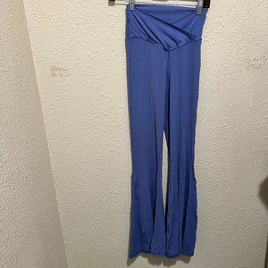 Aerie Offline Women's Yoga Flare Pants Size Medium NWOT